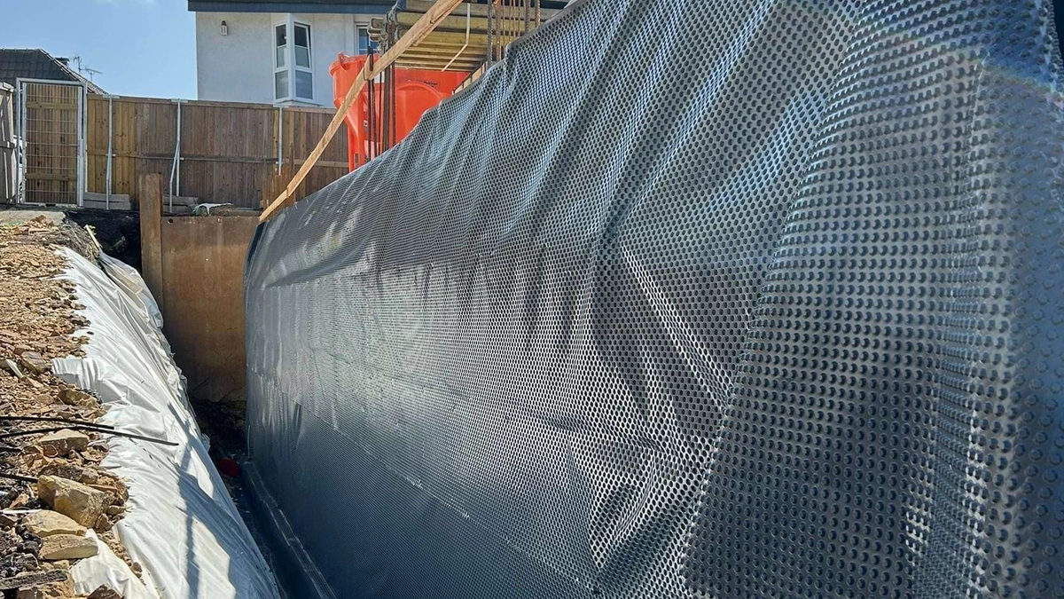 Neubau Mehrfamilienhaus Baustelle