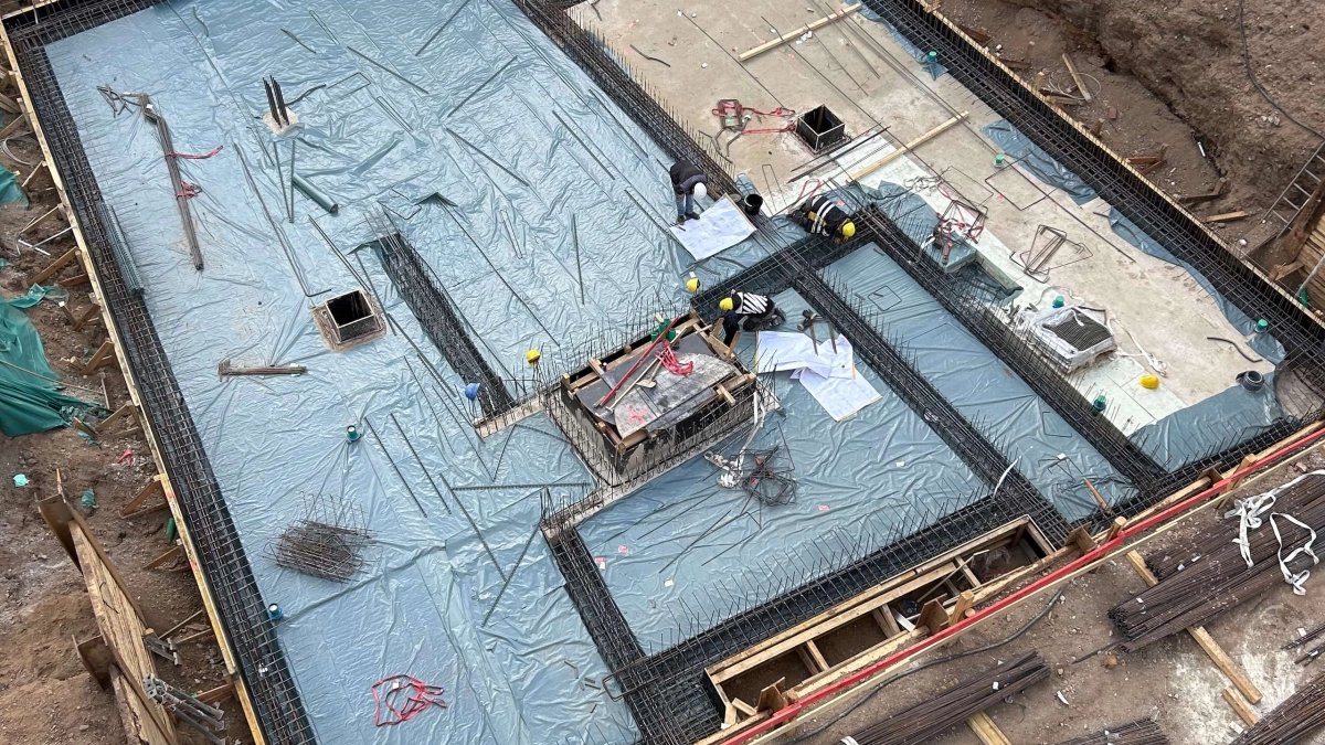 Neubau eines Mehrfamilienhauses Baustelle